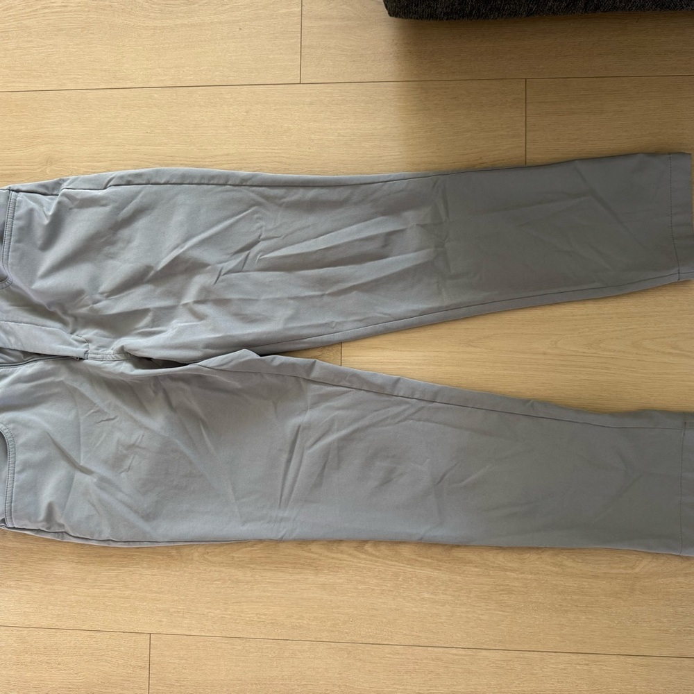 Walter Hagen Light Gray Chinos